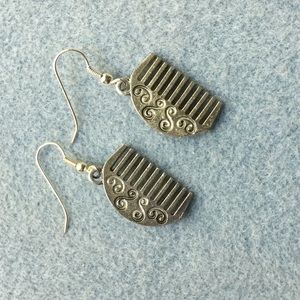 Pewter Comb Drop Earrings